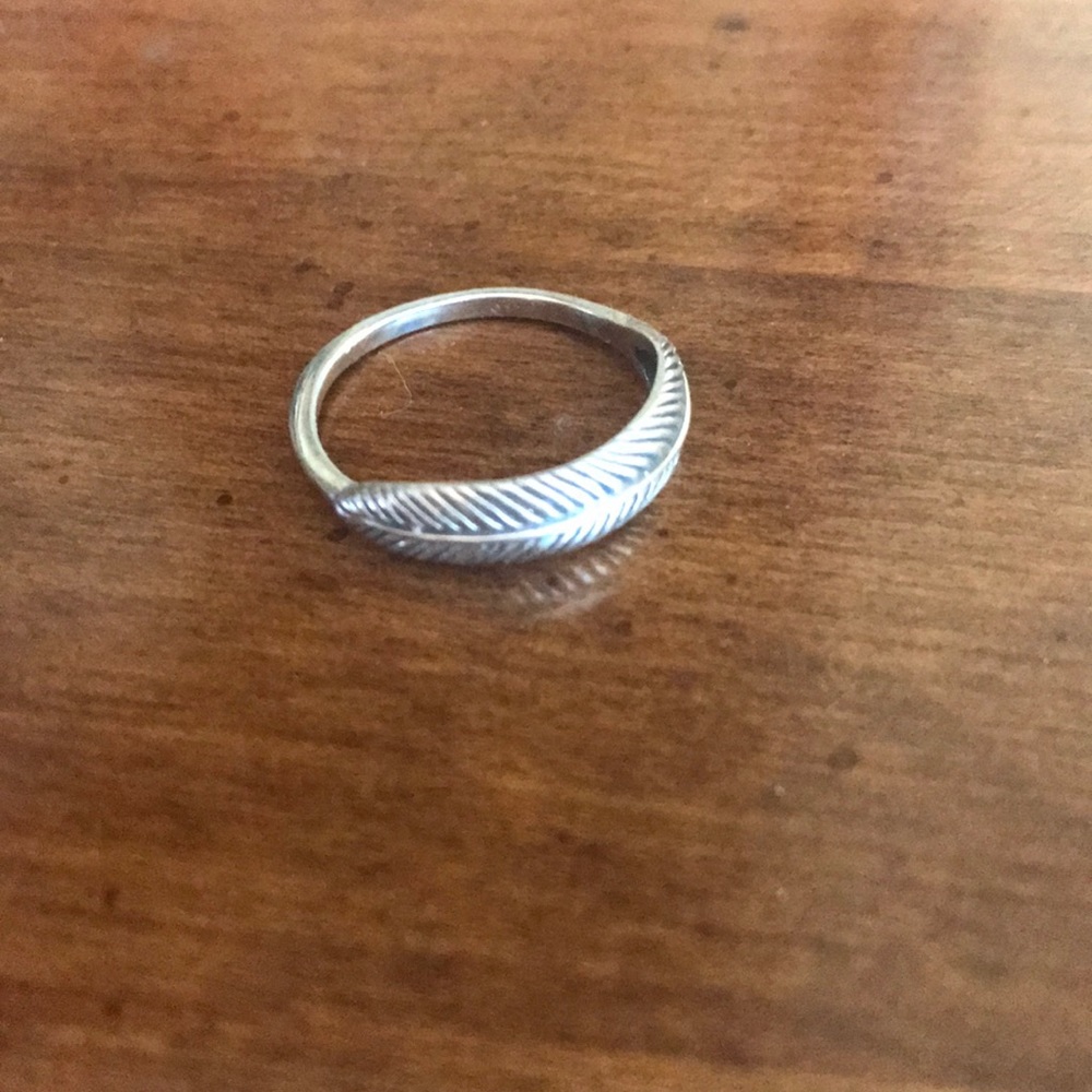 Silver Feather ring - Picture 2 of 2